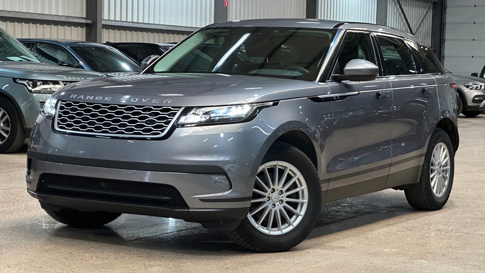 Land Rover Range Rover Velar 2.0 D180 HSE