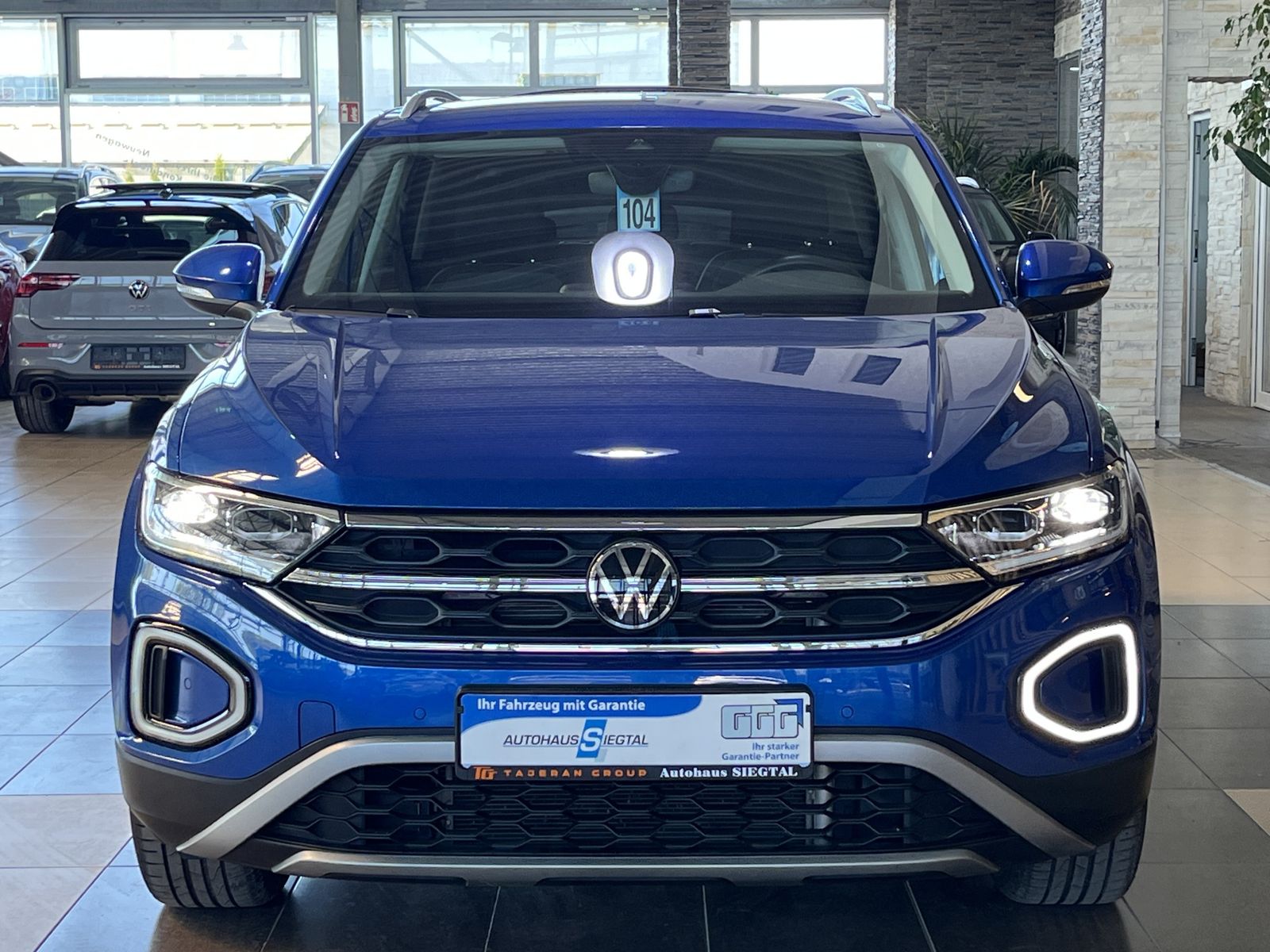 Volkswagen T-Roc IQ.DRIVE R.Cam Navi SHZ LED ACC ST-Heiz. imagem 2