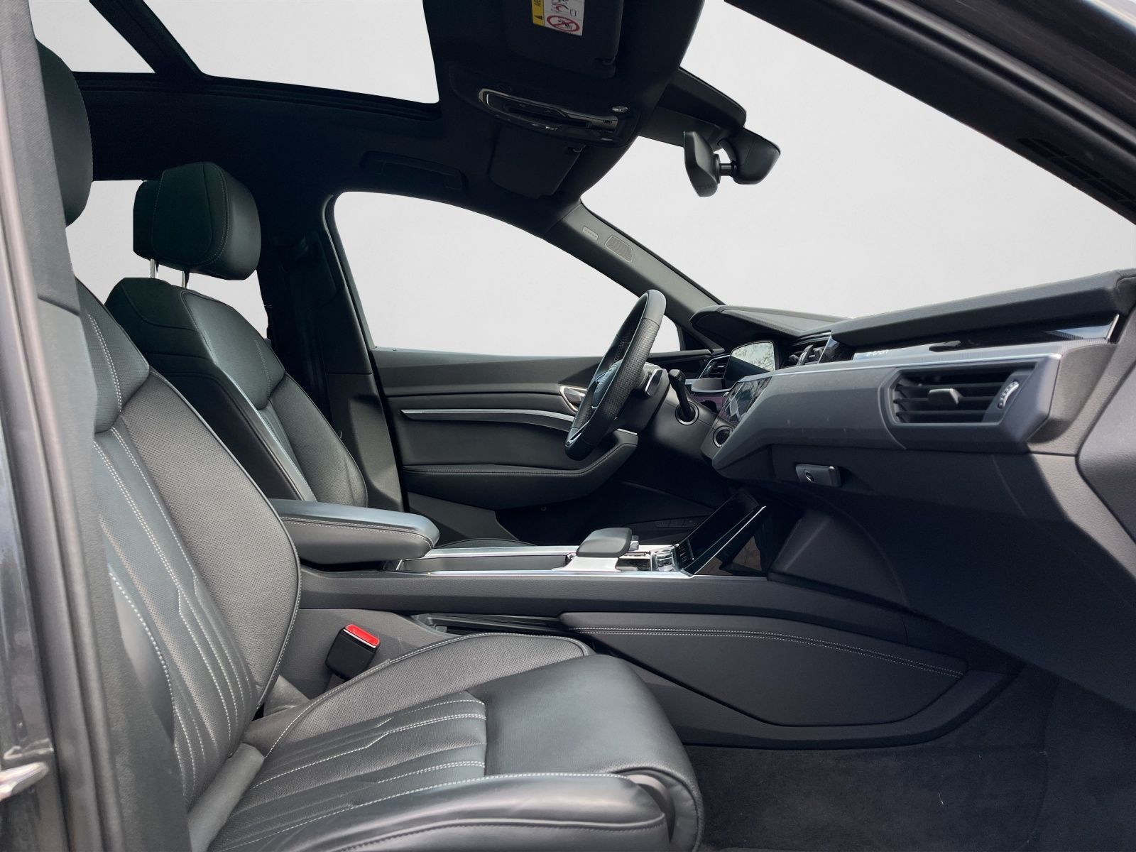 Audi Q8 e-tron - Bild 4