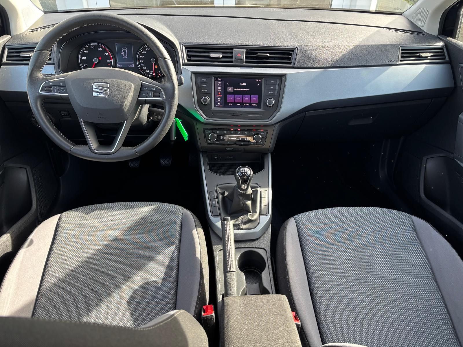 Fahrzeugabbildung SEAT Arona 1.0 TSI Style-KAMERA-SHZ-KLIMA-PDC-ALUS-