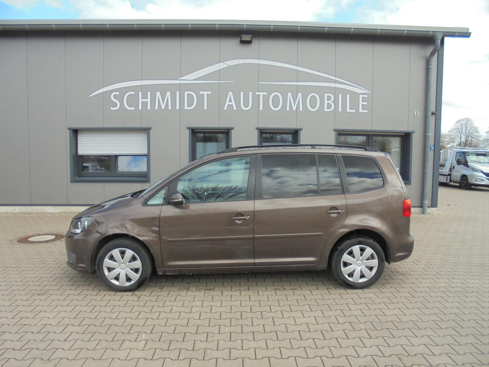 Volkswagen Touran Comfortline, Navi, 7 Sitze