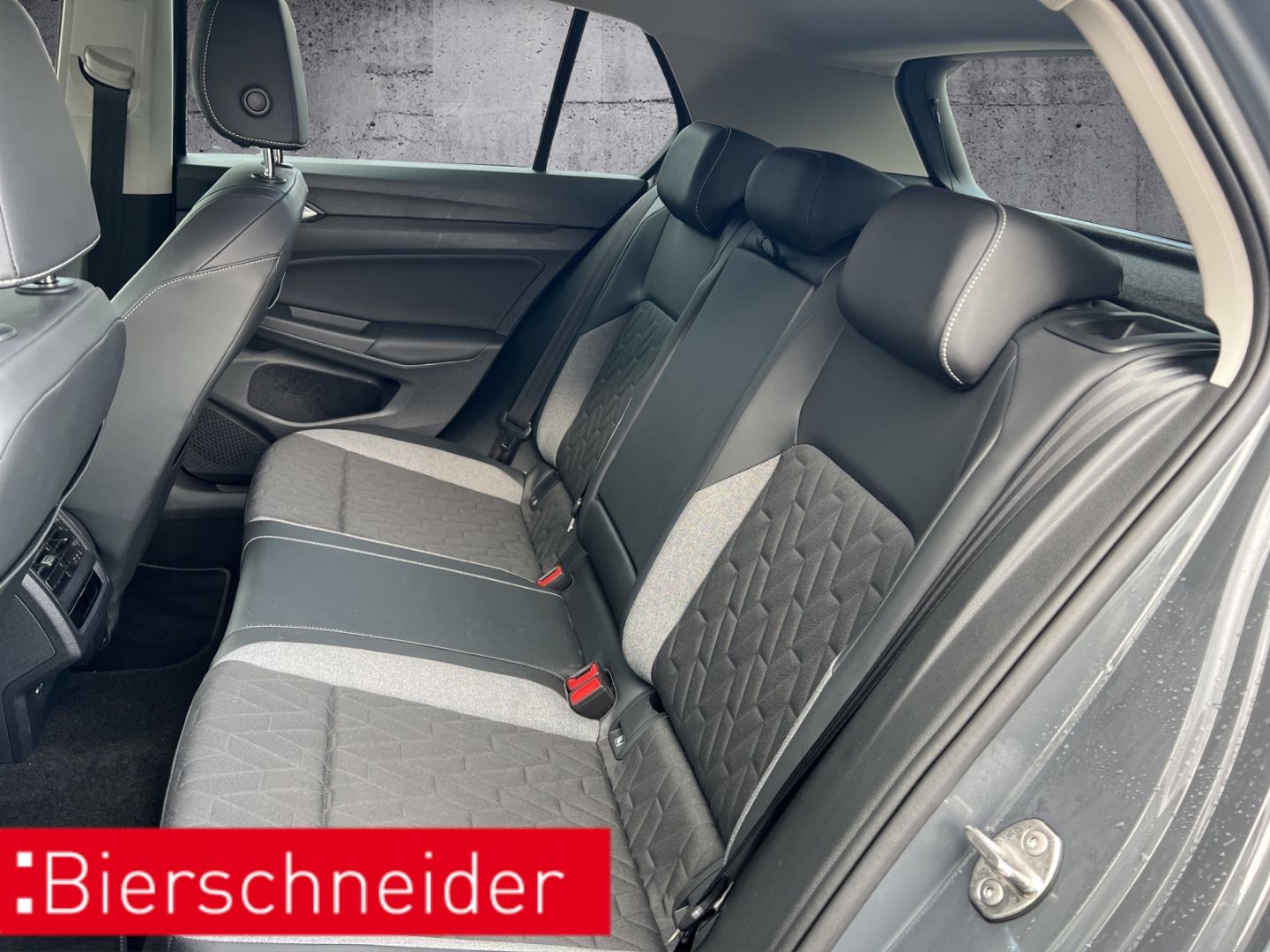 Volkswagen Golf - Bild 10