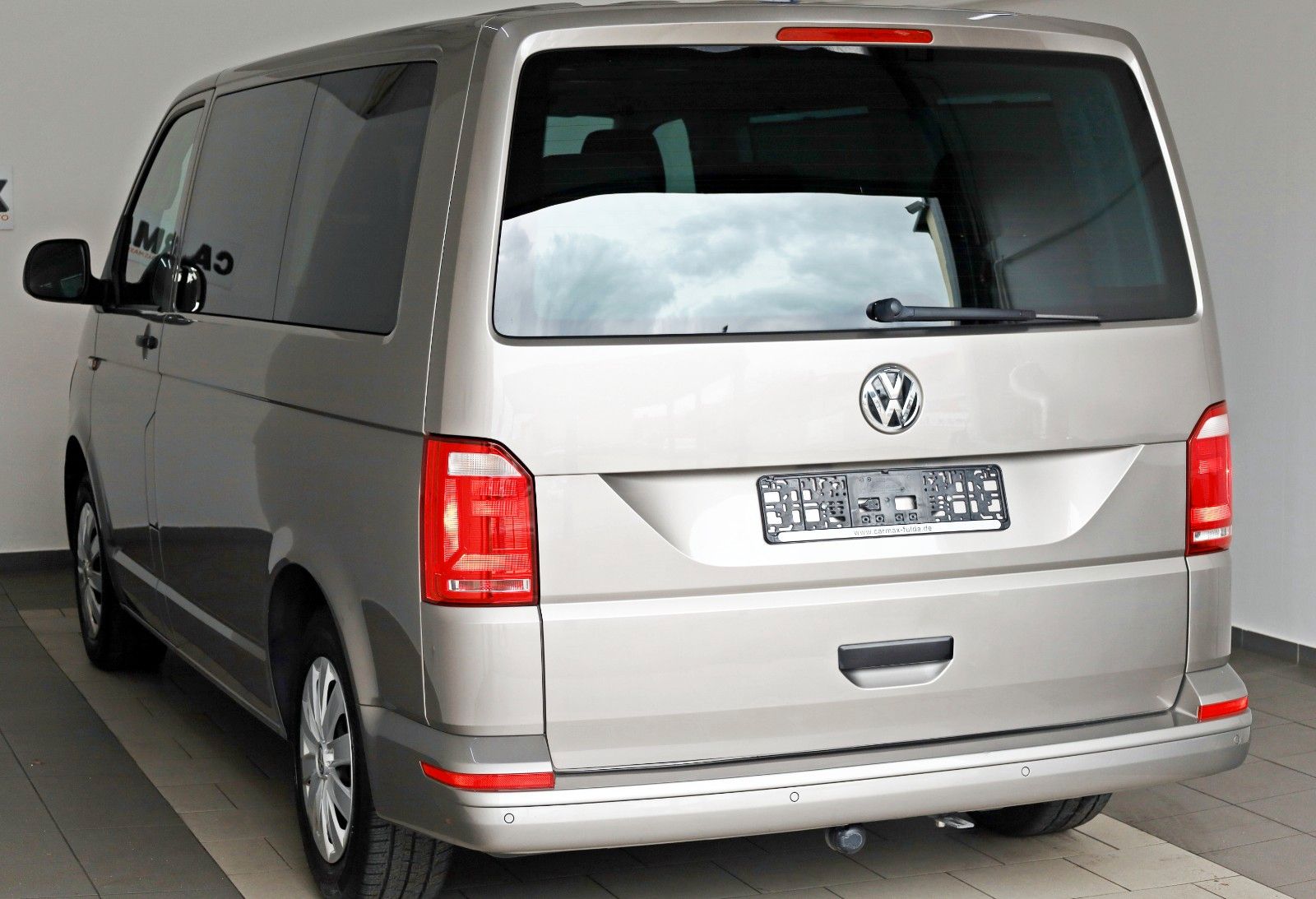 Fahrzeugabbildung Volkswagen T6 Multivan Trendline ACC,SH,PDC,AHK,Allwetter