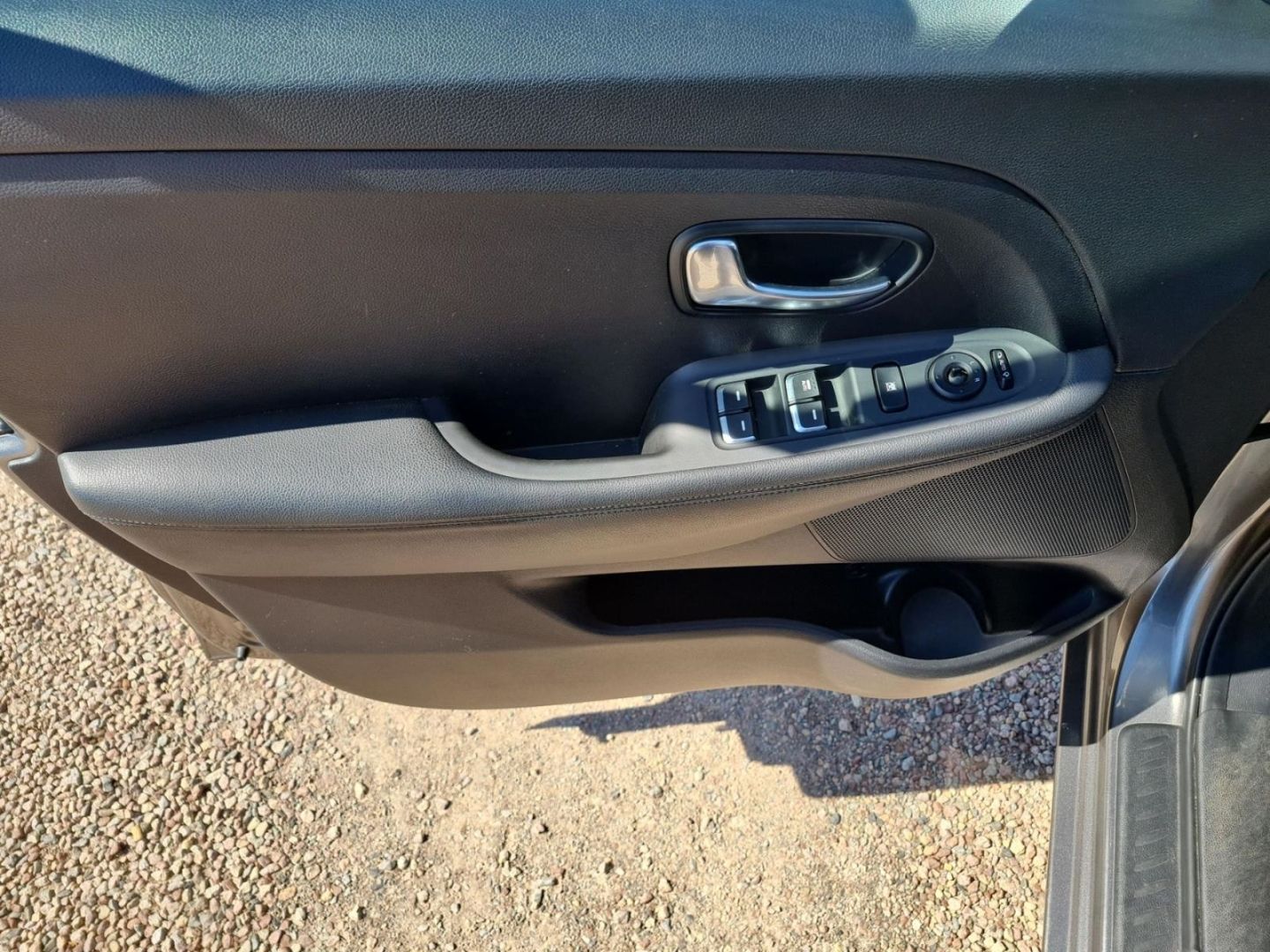 Fahrzeugabbildung Kia Carens Vision 1.7 CRDi AUTOMATIK+KAMERA+NAVI-P