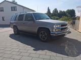 Chevrolet Tahoe V8 5,7l TÜV 10/2026 kernig... - Chevrolet: K 10