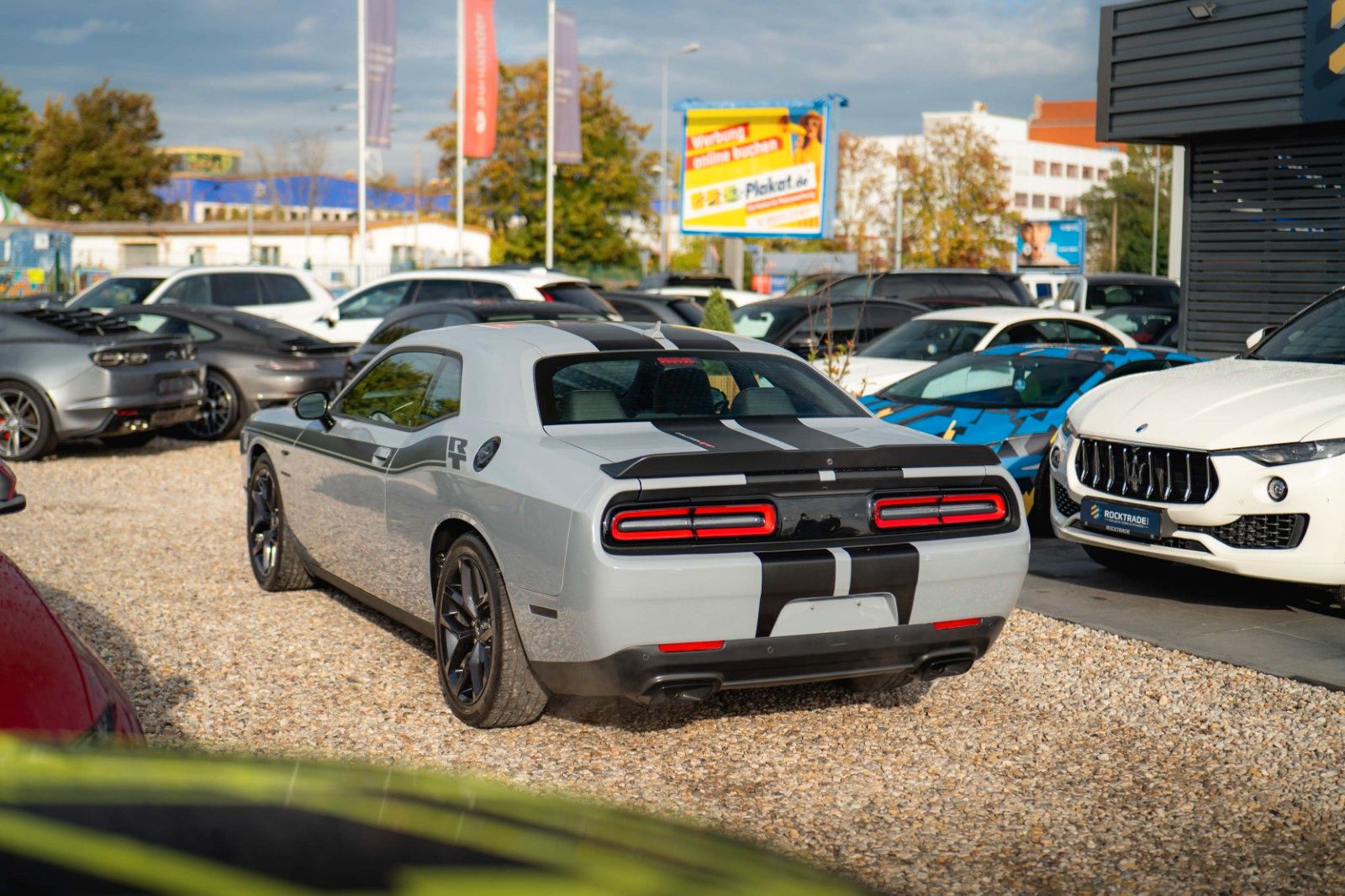 Fahrzeugabbildung Dodge Challenger 5.7 V8 R/T SRT Performance 6-Gang 19%