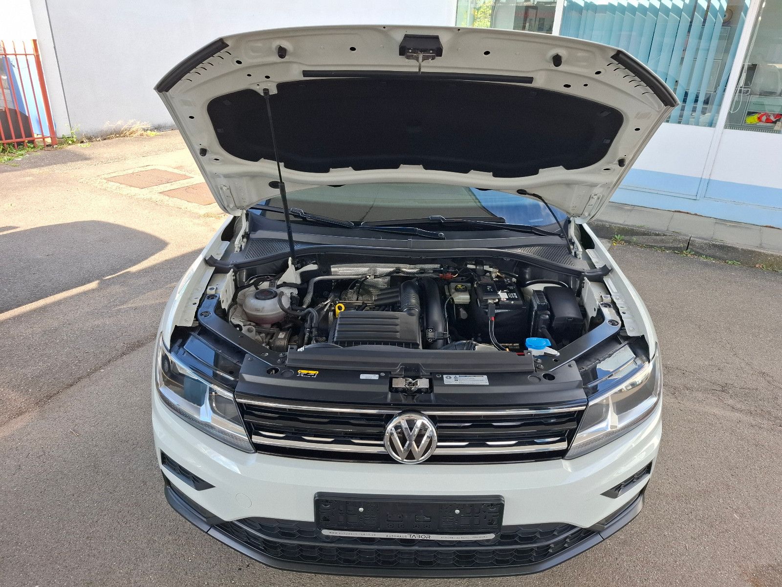 Volkswagen Tiguan Trendline 1,4 BMT/Start-Stopp , 56000km!! foto 10