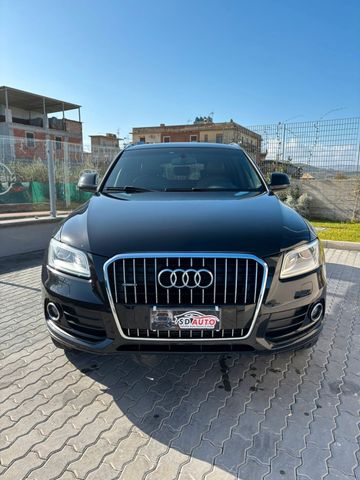 Audi Q5 2.0 TDI 177CV quattro S tronic//