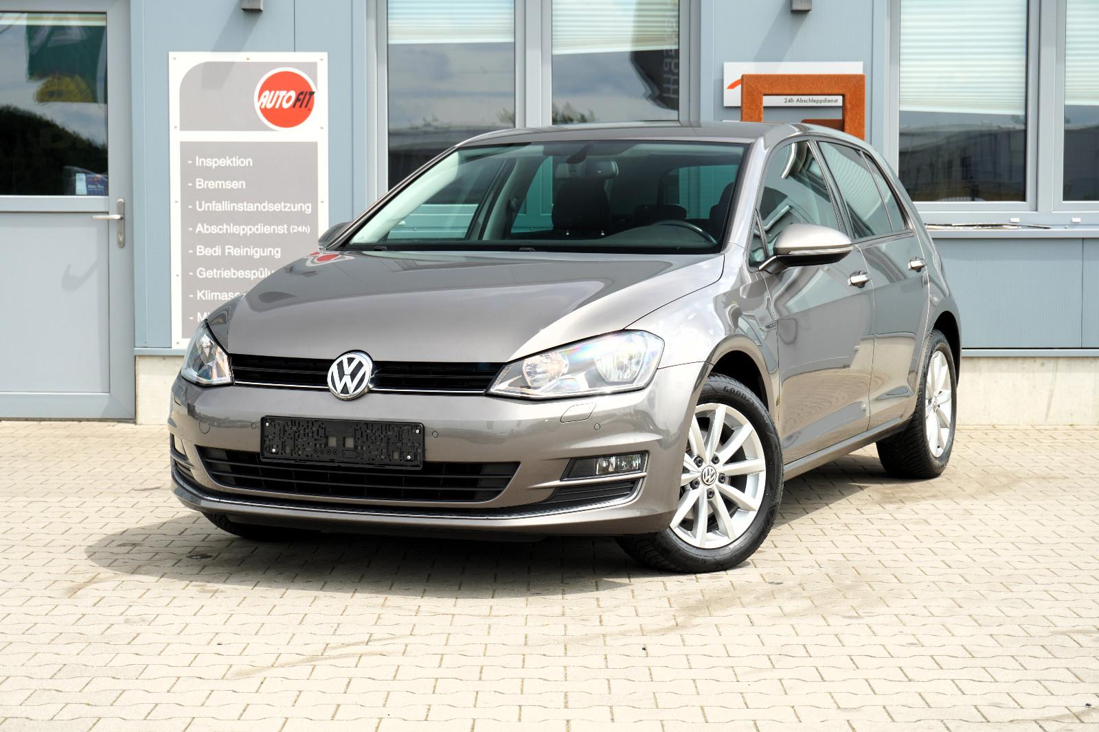 Volkswagen Golf VII Lim. Lounge*TempoM.*SHZ*PDC*MultiL.*
