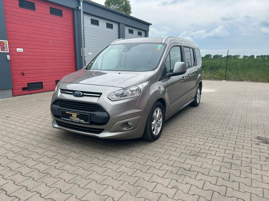 Image of Ford Grand Tourneo