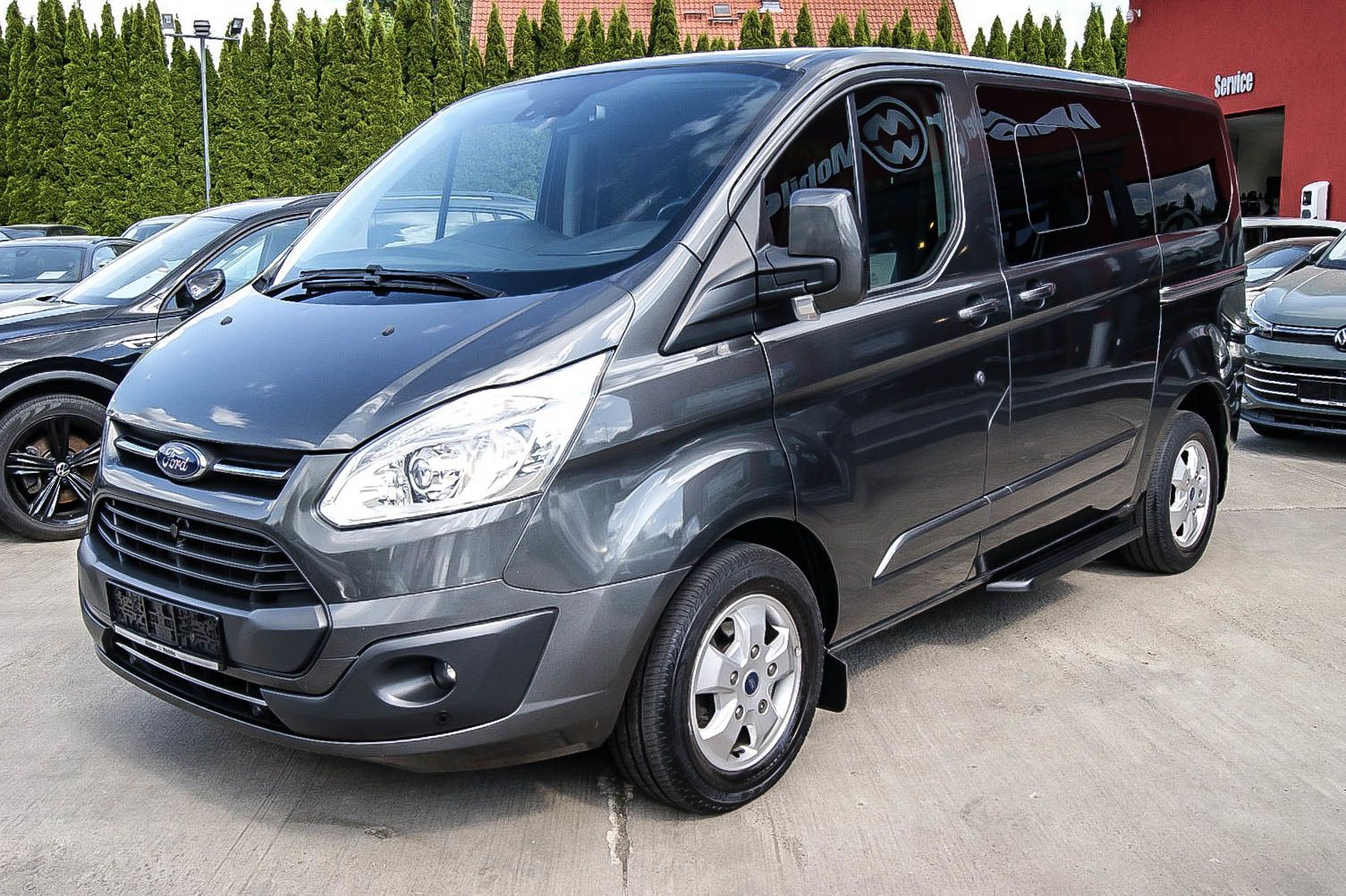Fahrzeugabbildung Ford Tourneo Custom 2.0TDCi Auto 8-SITZE NAVI 1.HAND