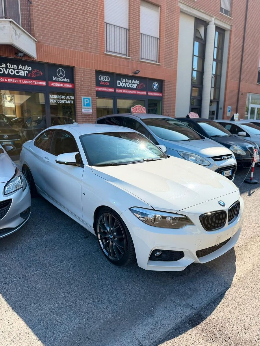 BMW Bmw 218 218d Coupé Msport imagem 3