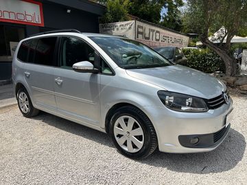 Volkswagen Touran - 1