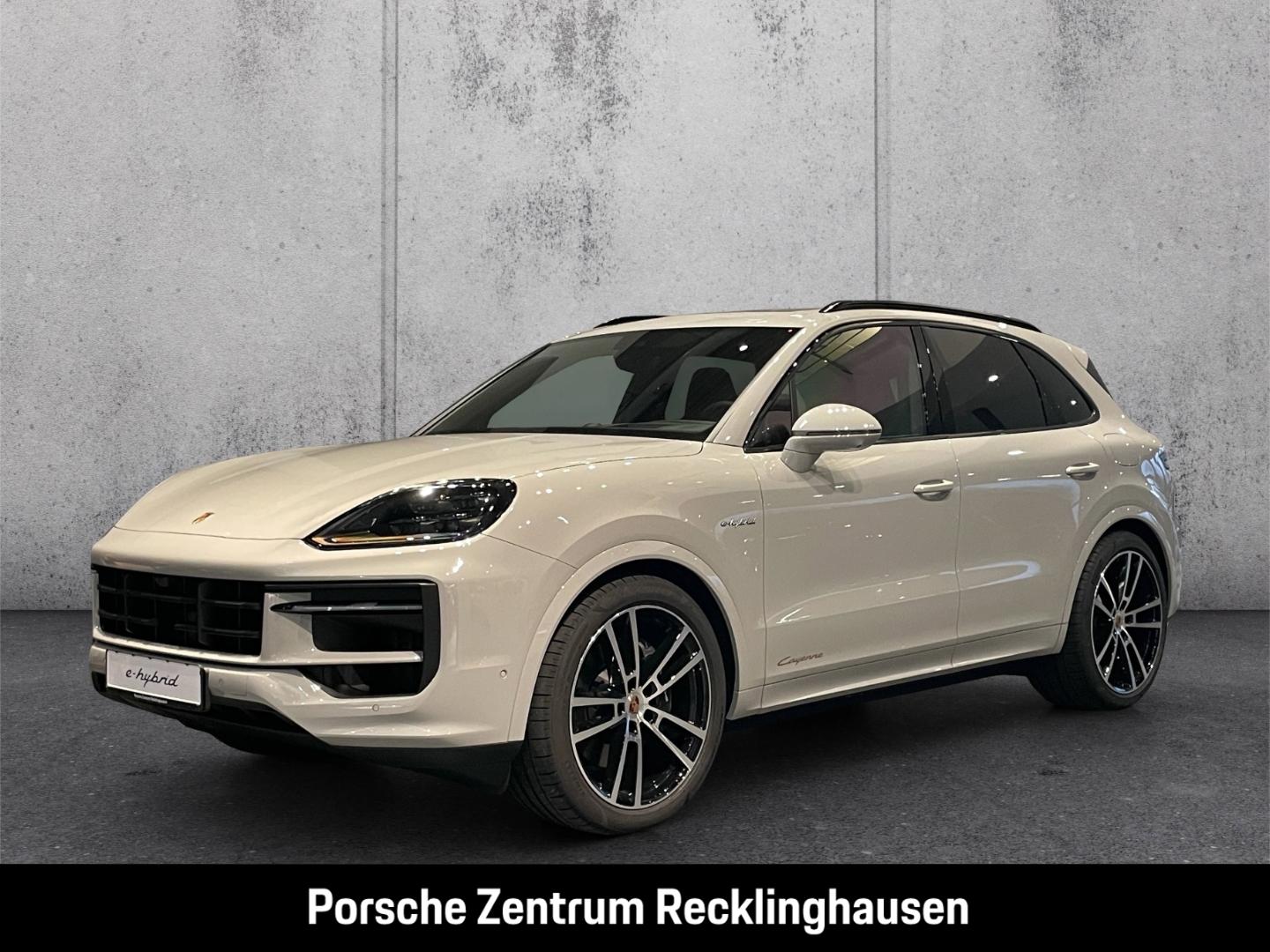Porsche Cayenne E-Hybrid HA-Lenkung InnoDrive Head-Up