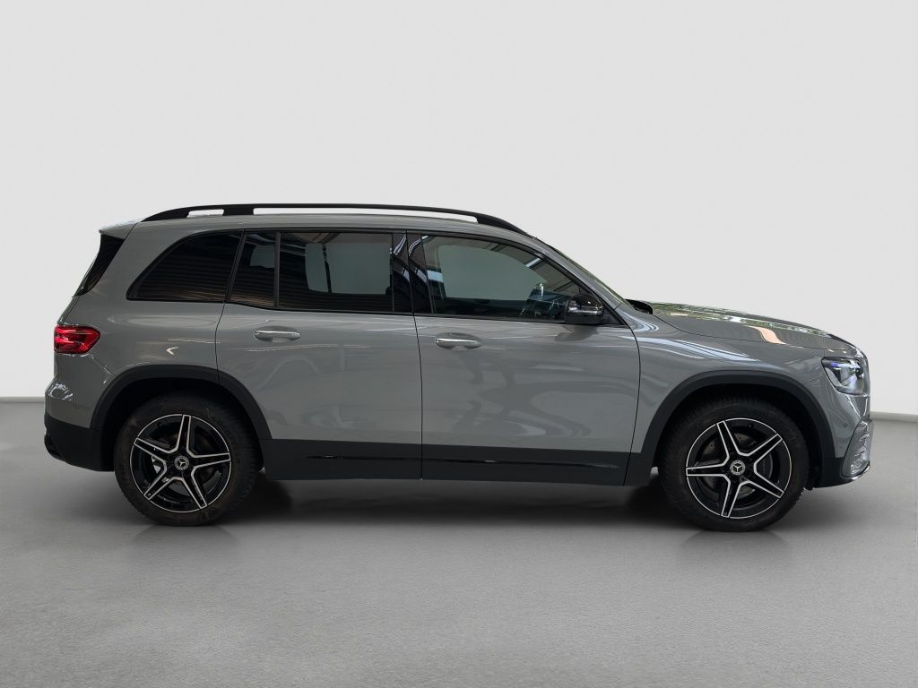 Fahrzeugabbildung Mercedes-Benz GLB 200 AMG*Night*LED*KeyLess*PDC*ParkAs*RFK*AHK