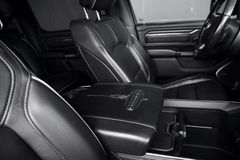 DODGE RAM 1500 Limited CrewCab 5.7l V8 - Unfallfrei