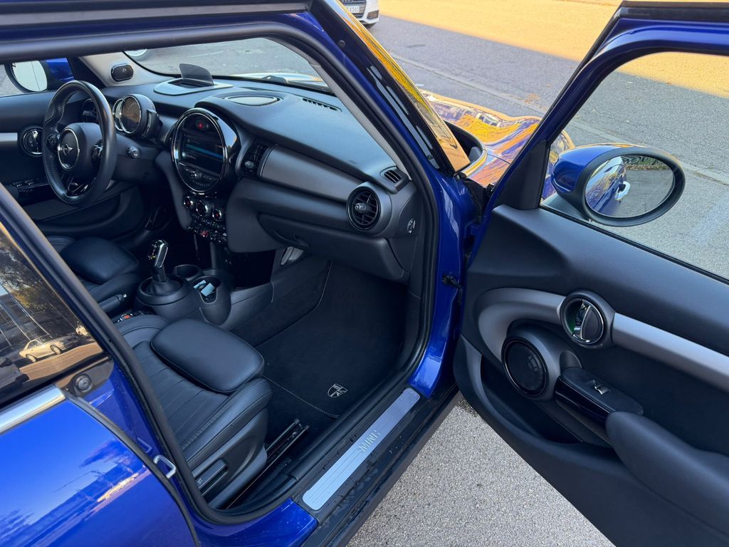 MINI Cooper 2019