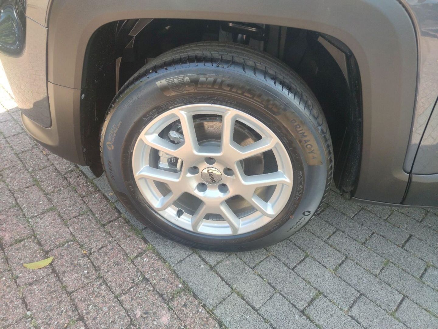 Fahrzeugabbildung Jeep Renegade 1.5 MHEV Limited+NAVI Komfort+ LED Pake