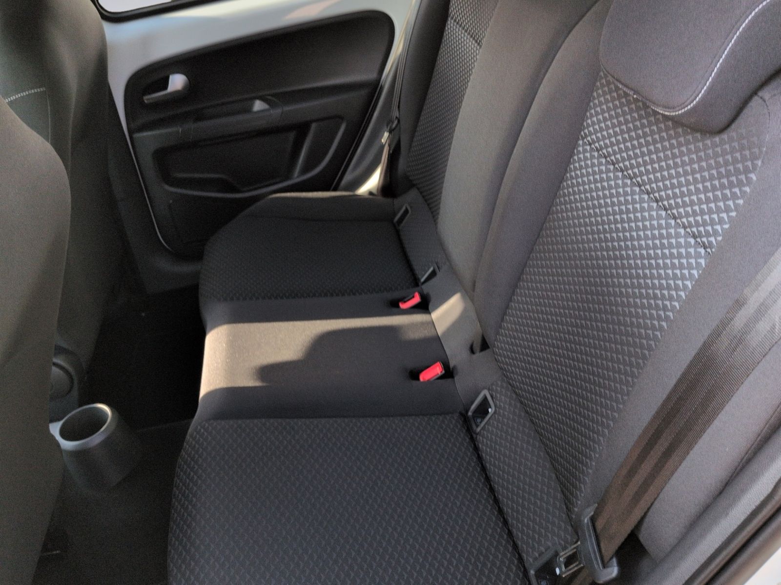 up! 1.0 Active MAPS&MORE+SHZ+LANE-ASSIST+KLIMA