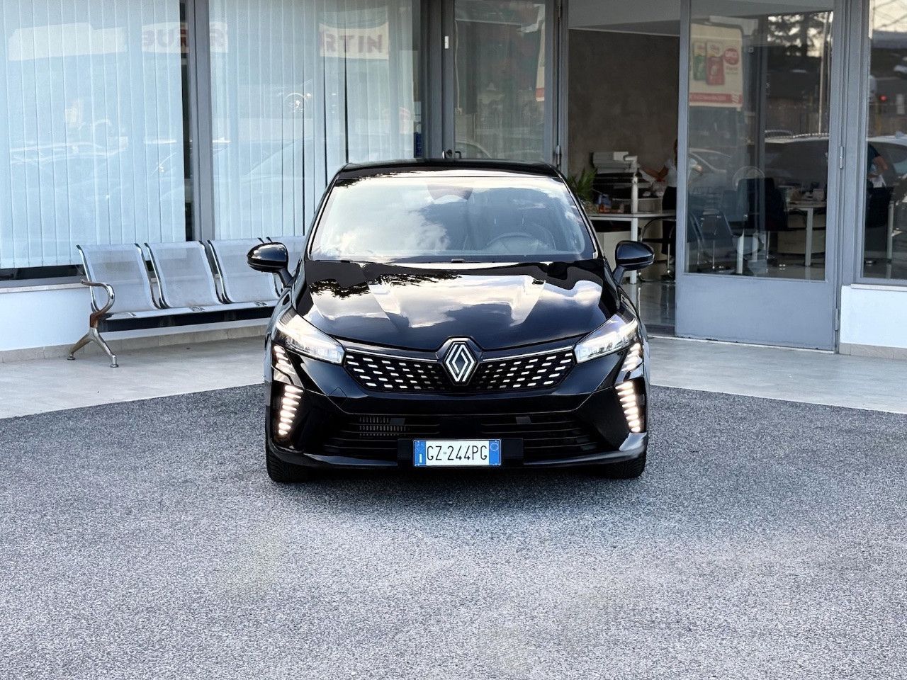 Renault Clio 1.0 Benzina 90CV E6 Neo - 2025 imagem 2