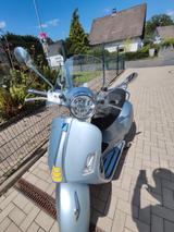Vespa GTS Super Tech 125 - Vespa Motorräder in Köln