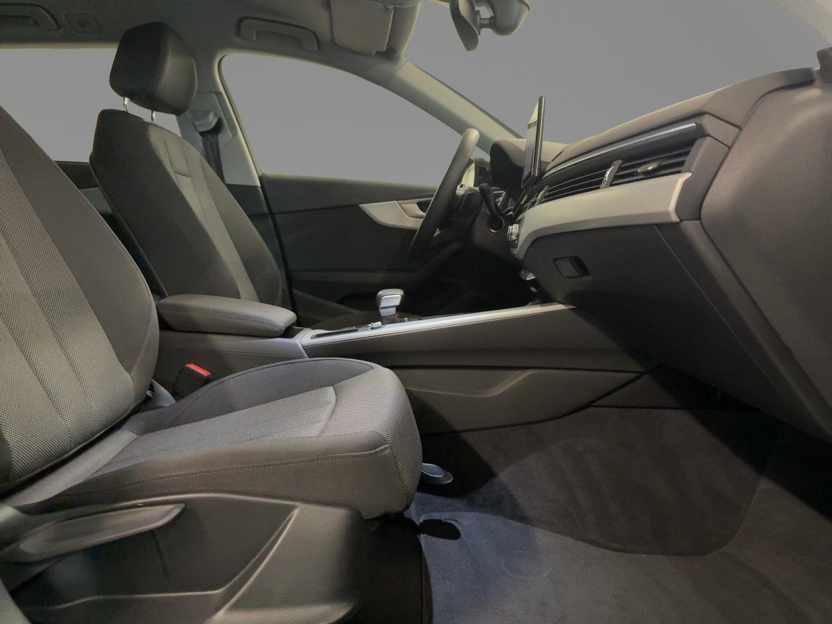 Audi A4 - Bild 10