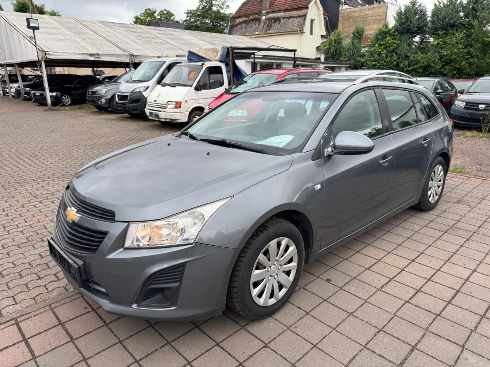 Chevrolet Cruze Station Wagon LS+ "Zahnriemen NEU/TÜV NEU"