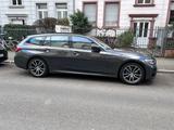 BMW 330d Touring M Sport xDrive Vollausstattung - BMW 330 in Frankfurt (Main)