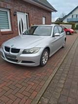 BMW 318i TÜV NEU!! NEUE REIFEN!! AHK, Sitzheizung