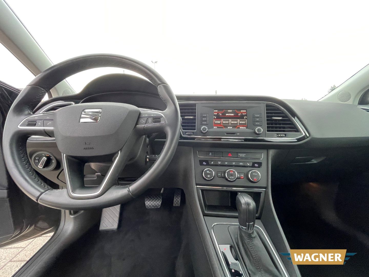 Fahrzeugabbildung SEAT Leon Style Automatik Sitzheizung Klimaautomatik