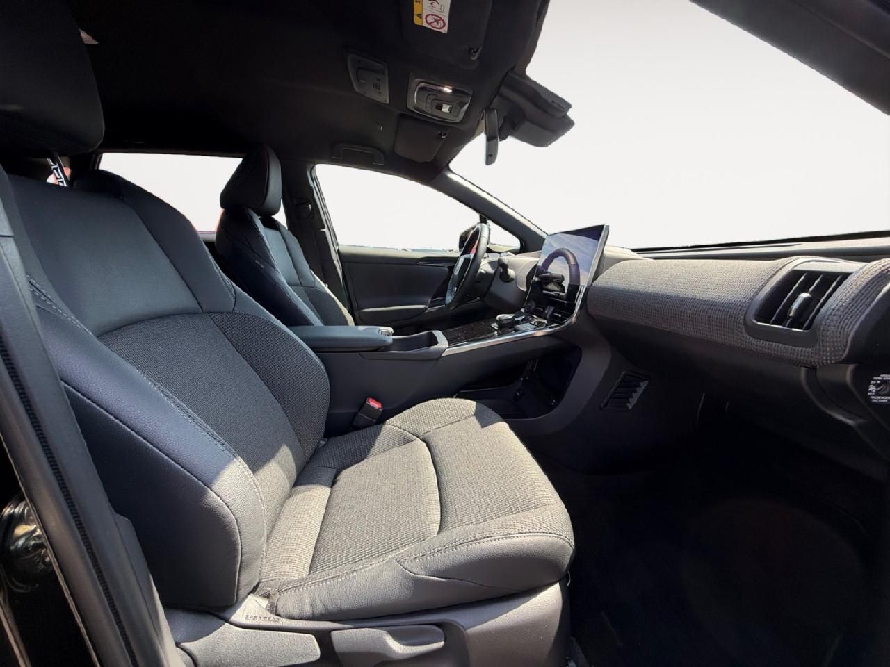 Fahrzeugabbildung Toyota bZ4X FWD