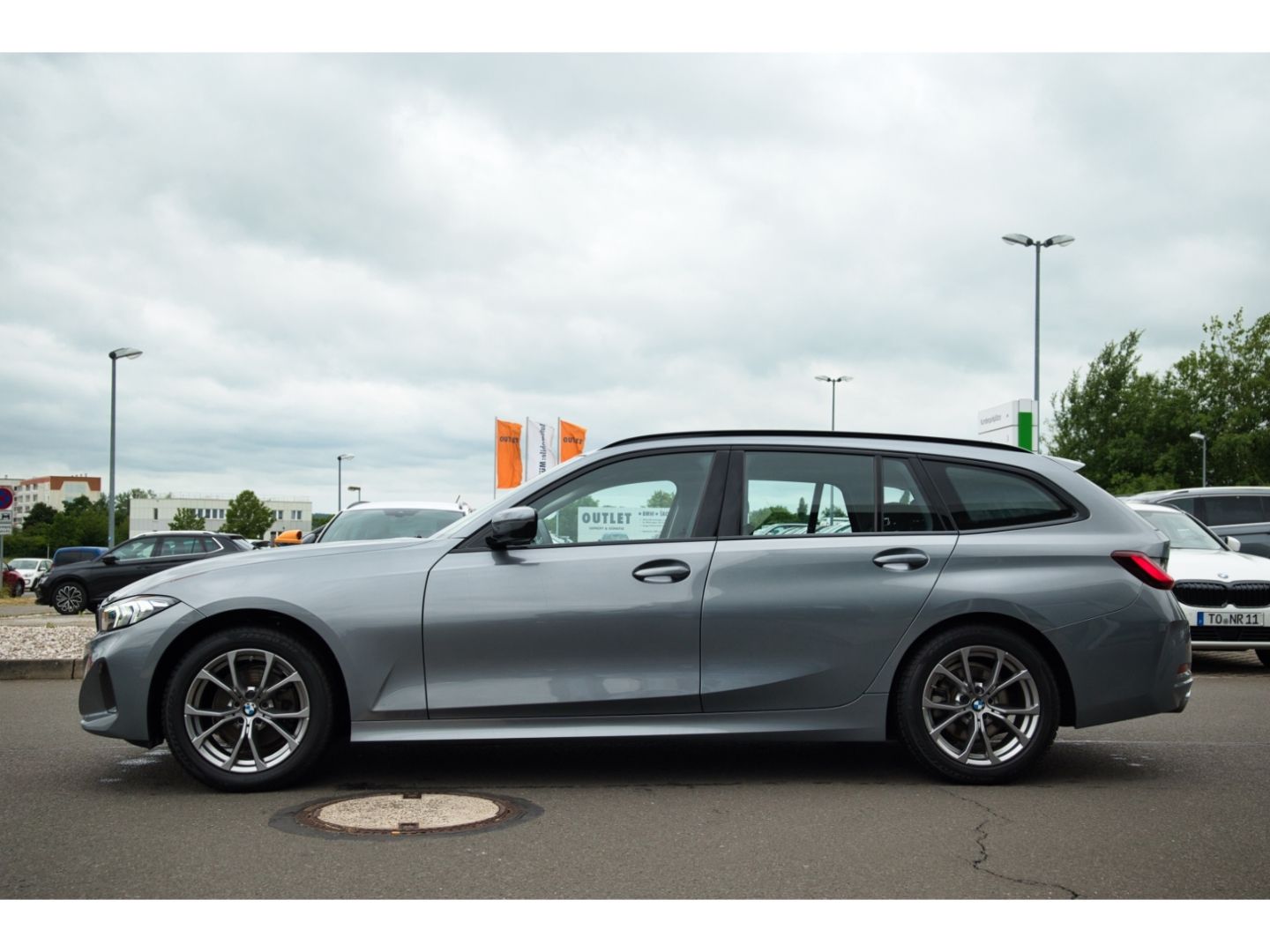 BMW 320 d xDrive Touring Navi LED SHz Apple CP foto 8