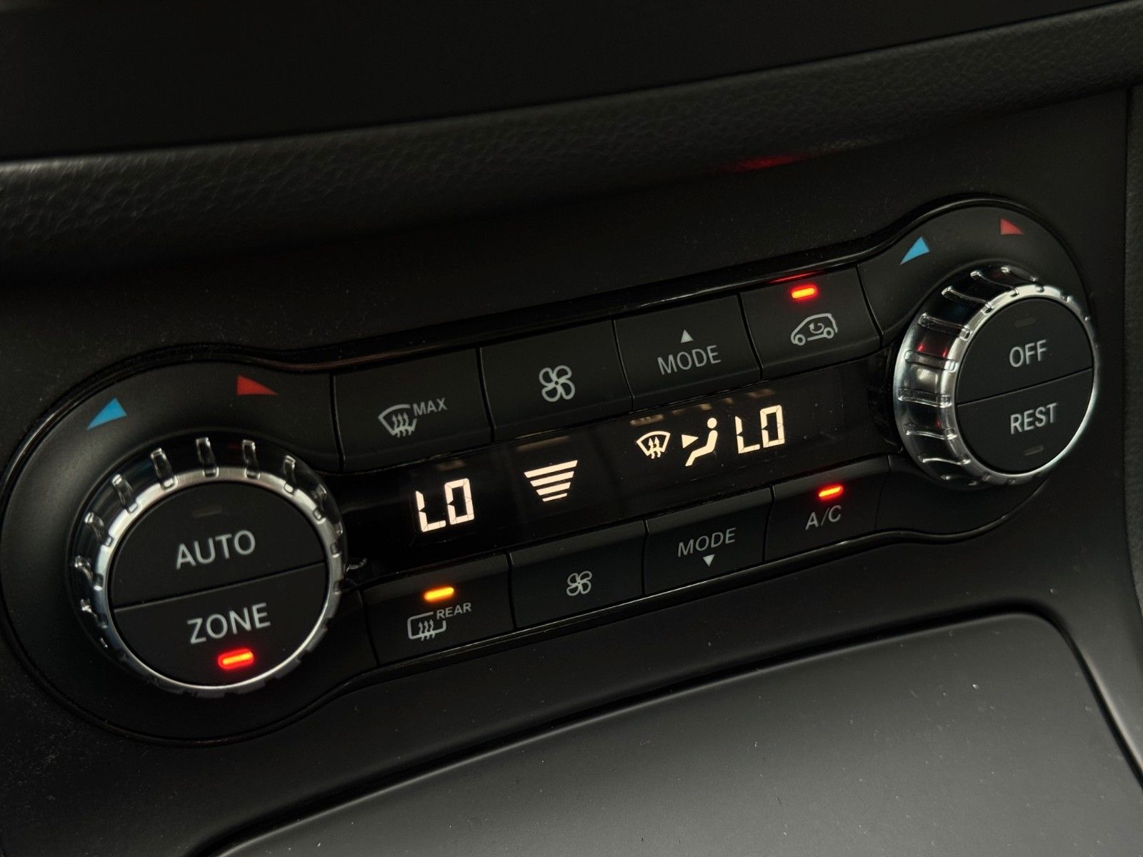 Fahrzeugabbildung Mercedes-Benz B 250 *1.Hand*Tempomat*Kamera*AHK*Sitzheizung