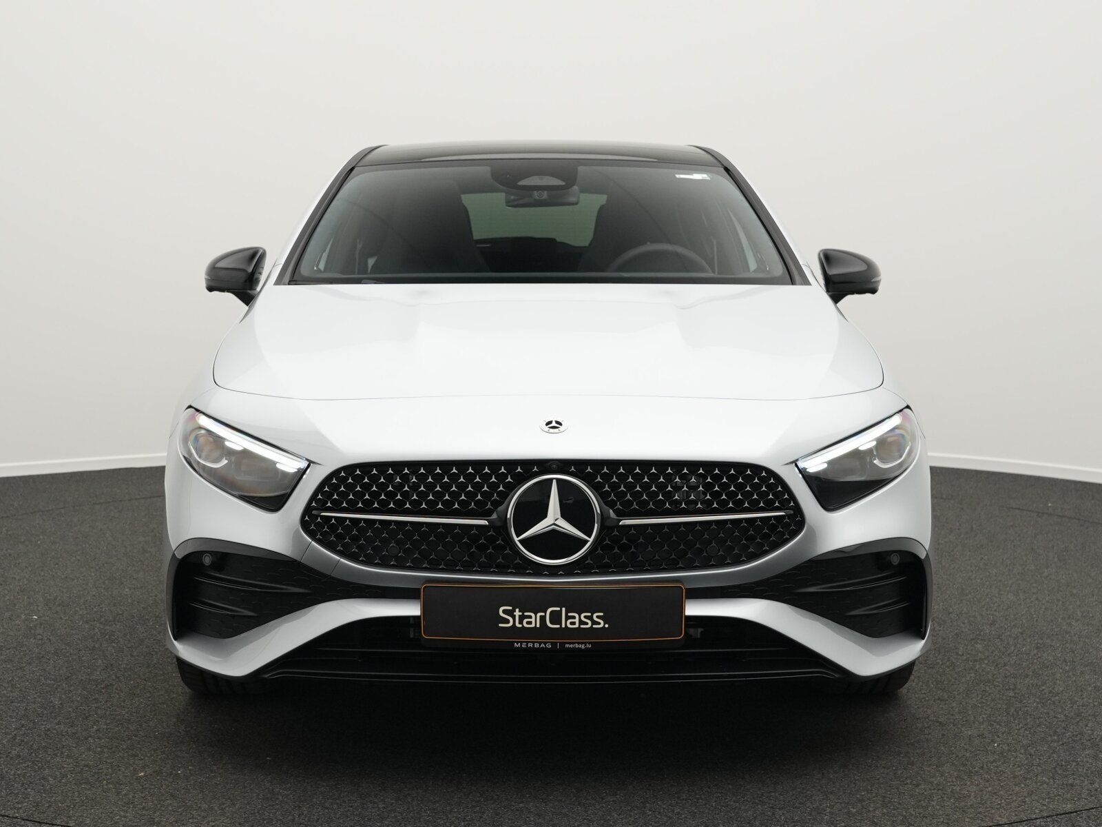 Mercedes-Benz A 250 e Pano+Multi+360°+Totw+Distr+19" imagem 2