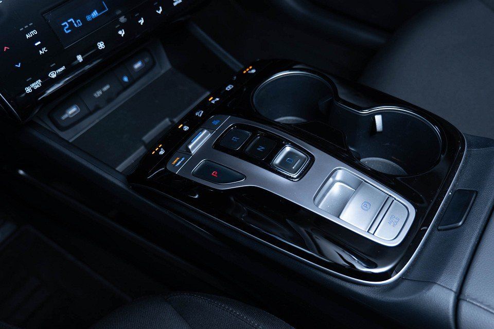 Fahrzeugabbildung Hyundai TUCSON Plug-in TREND el. Heck