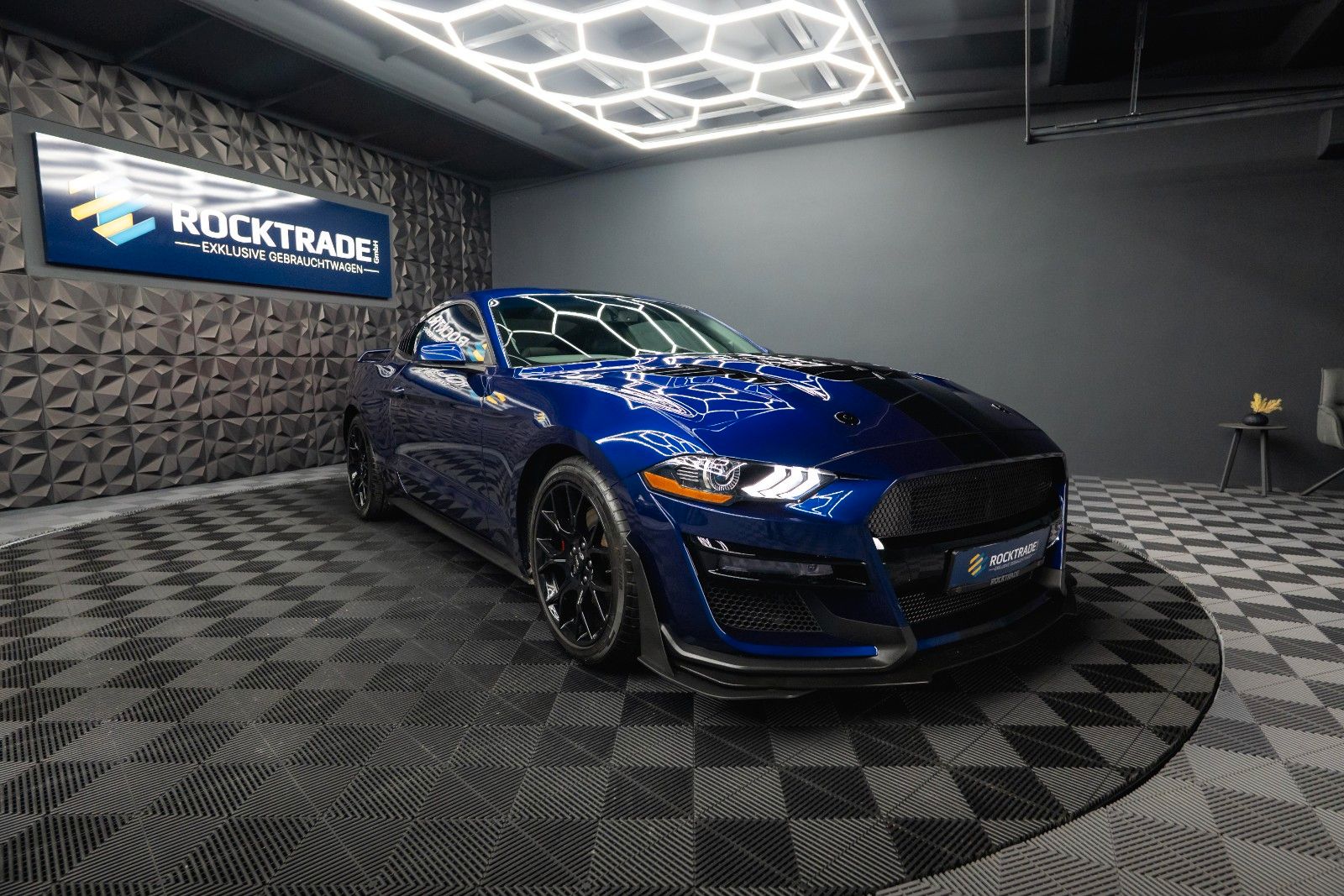 Fahrzeugabbildung Ford Mustang Shelby GT 500 Coupe Performance PREMIUM