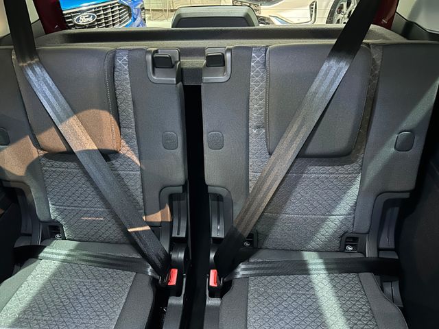 Ford Grand Tourneo Connect PHEV Titanium