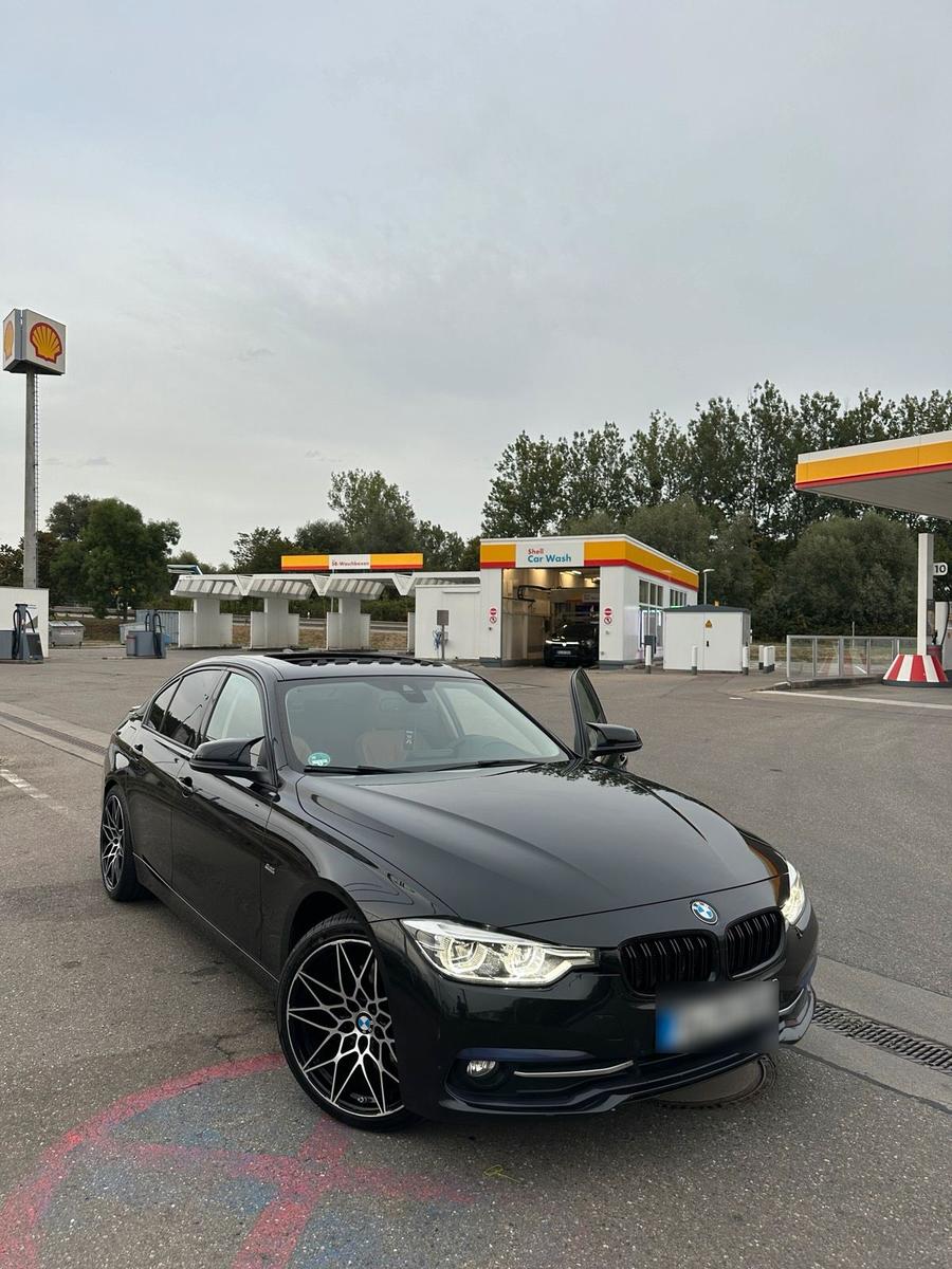 BMW 320