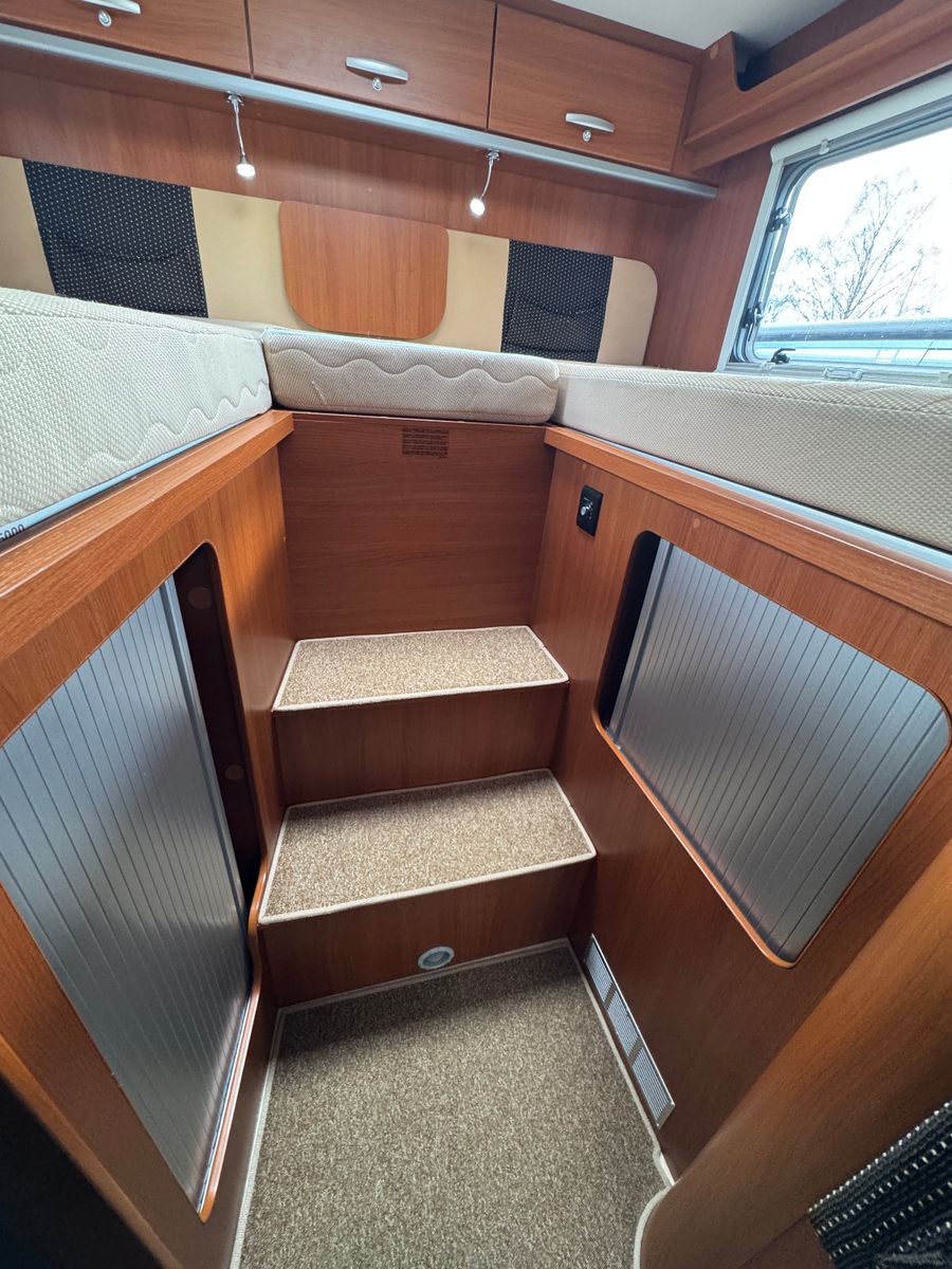Vehicle image Miller TORONTO FIAT DUCATO SOLAR 2X TV SAT LUFTFEDER