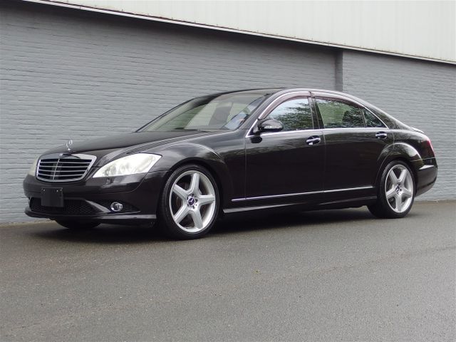 Mercedes-Benz S550L (Schwarz/Schwarz & Japan Import)