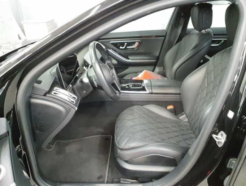 MERCEDES-BENZ S-Class 2024