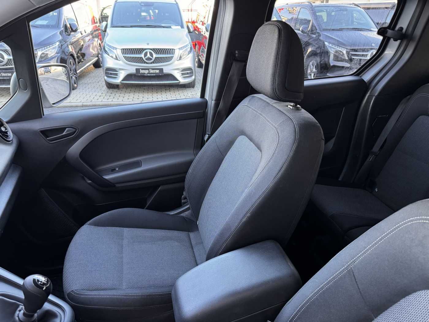 Fahrzeugabbildung Mercedes-Benz Citan 110 CDI Tourer Klima AHK Kamera MBUX Tempo