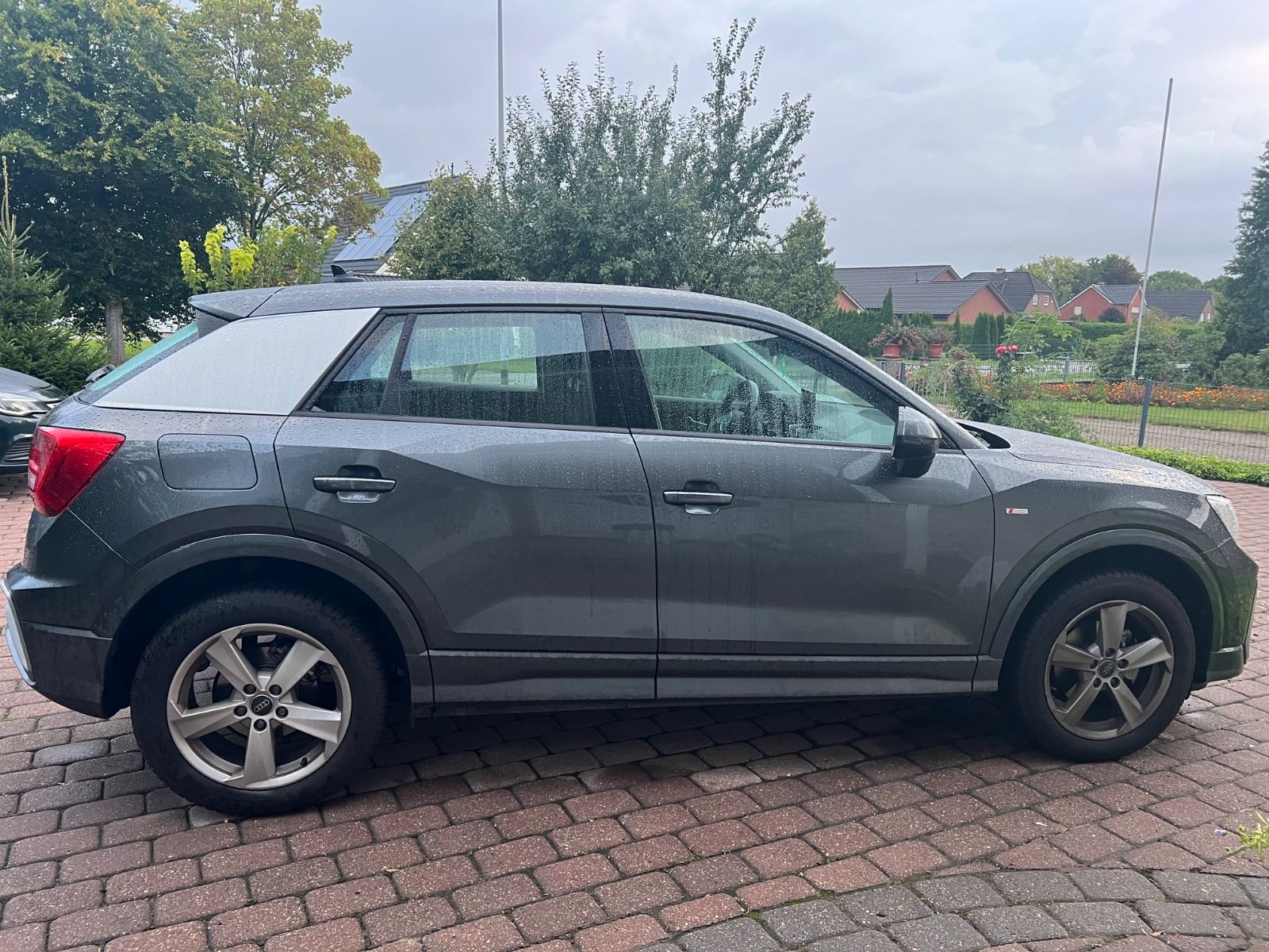 Audi Q2 30 TFSI S line imagem 3