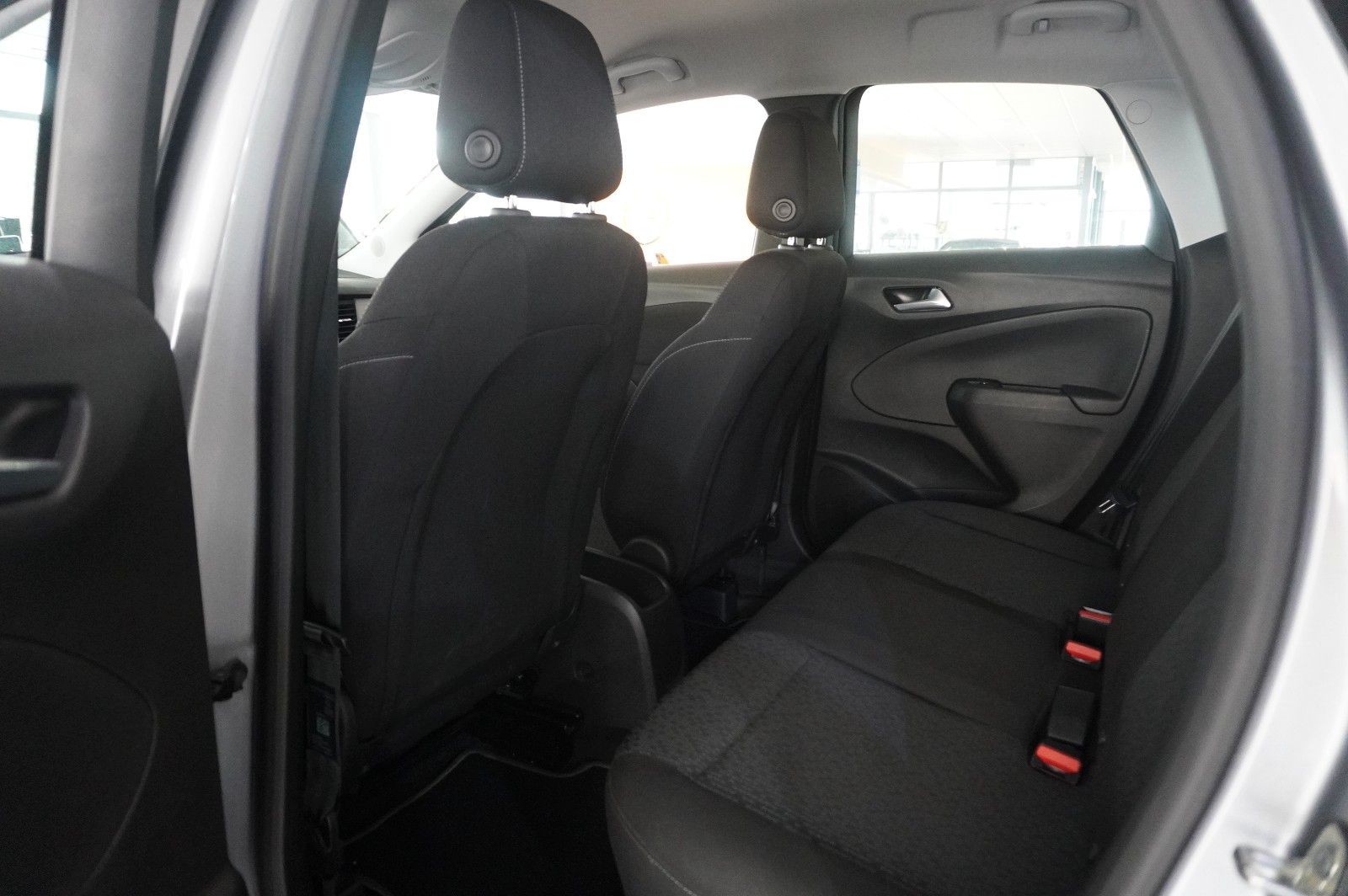 Fahrzeugabbildung Opel Crossland (X) 1.2 EDITION NAVI/LED/KAMERA/TEMP.