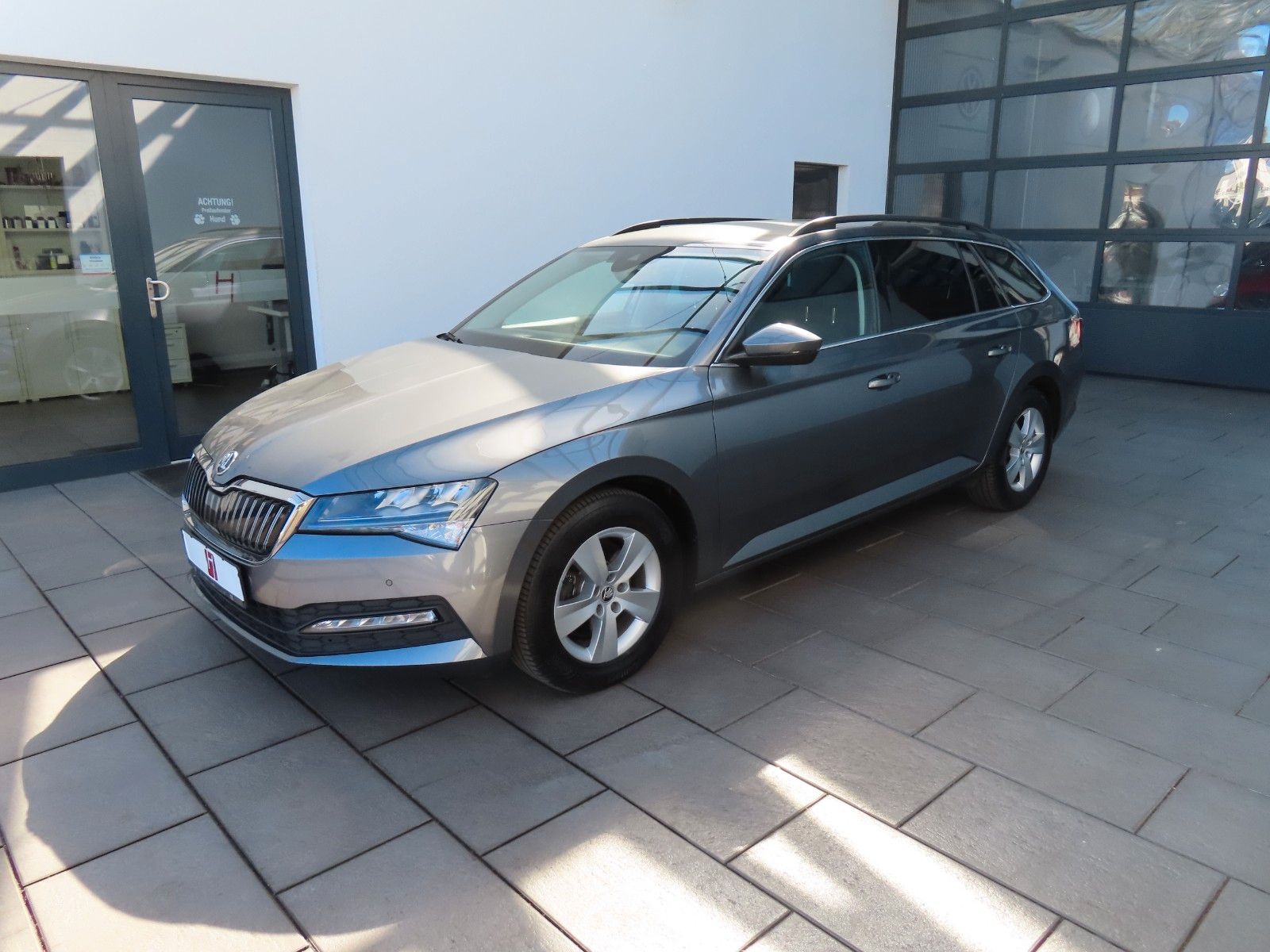 Skoda Superb - 1