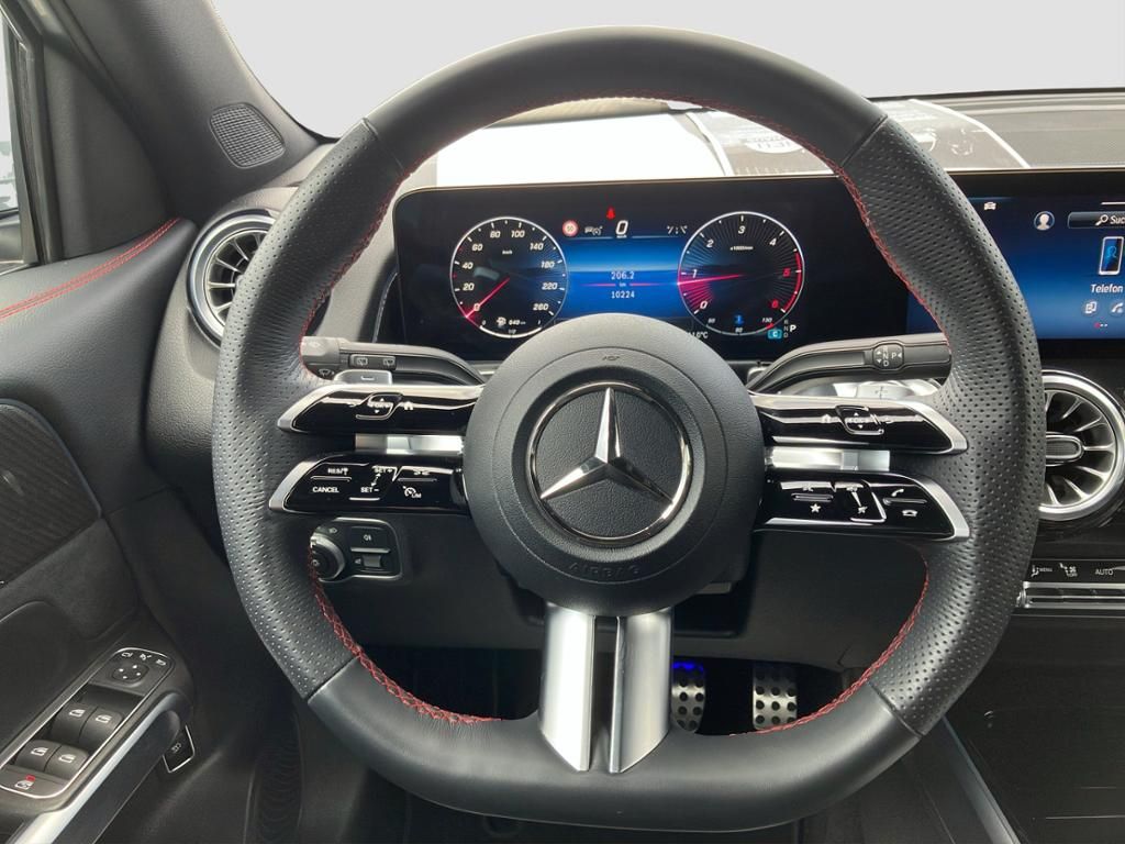 Fahrzeugabbildung Mercedes-Benz GLB 200 d AMG*SpurH*SHZ*LED*el.Heck*PDC*RFK*AHK