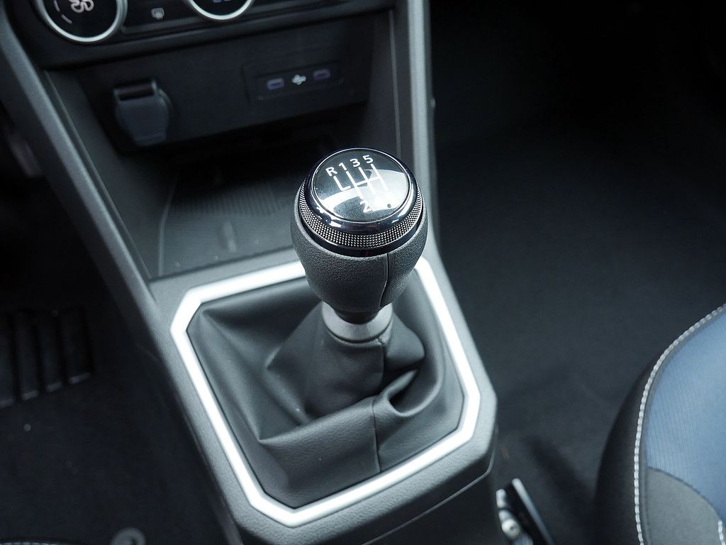 Fahrzeugabbildung Dacia Sandero Journey TCe 100 FACELIFT 2026
