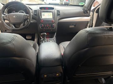KIA Sorento - 11