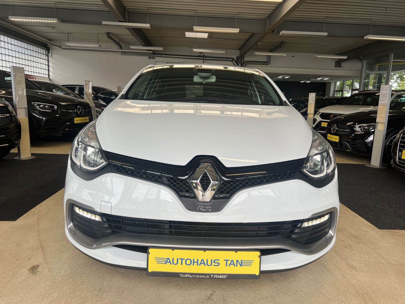 Fahrzeugabbildung Renault Clio IV RS Renault Sport
