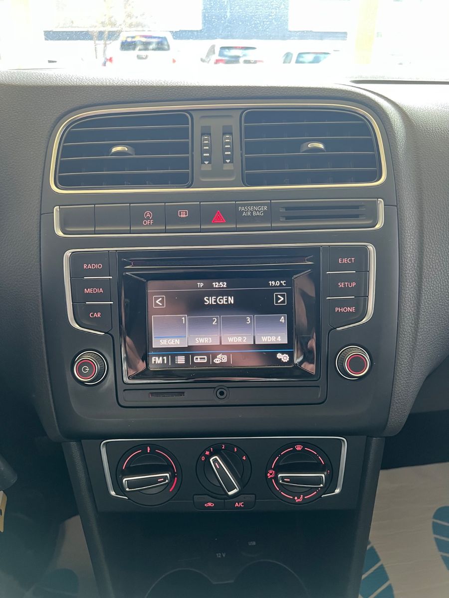 Fahrzeugabbildung Volkswagen Polo V Comfortline BMT *BLUETOOTH*TEMPOMAT*
